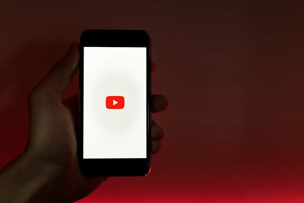 掌握 YouTube Shorts：2026年稱霸短影音的必備策略指南